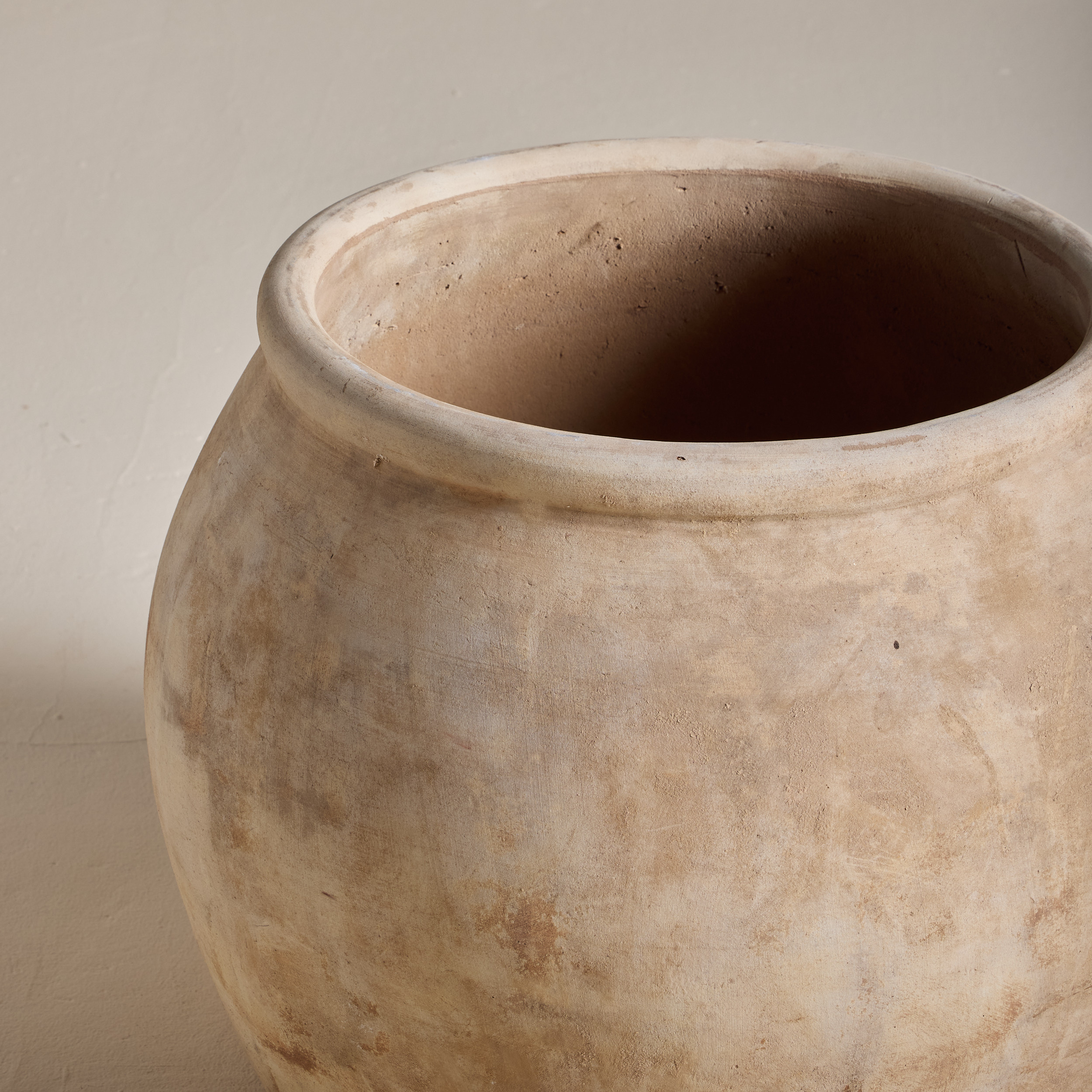TS-FAUST Faustino Urn Rustic Terracotta
