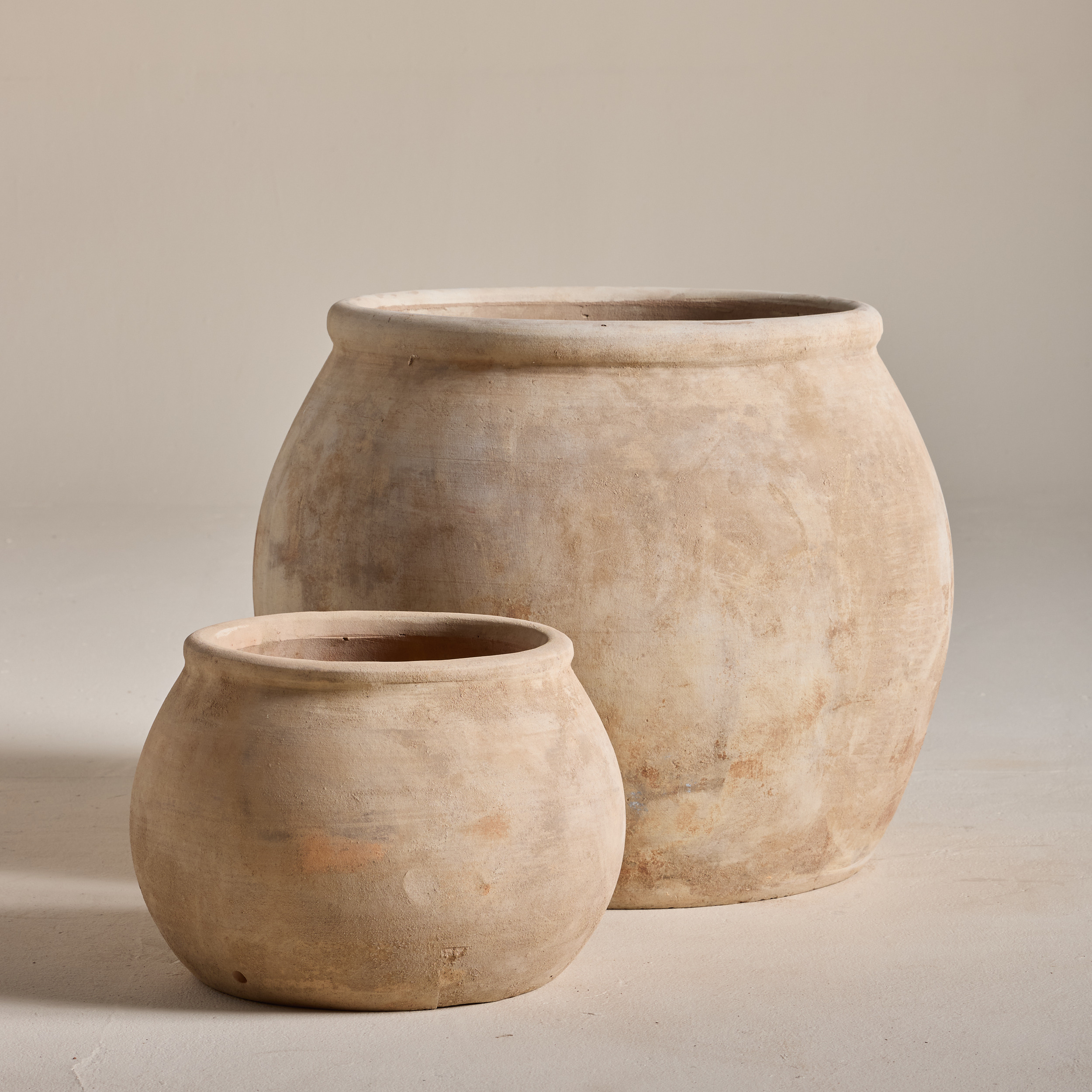 TS-FAUST Faustino Urn Rustic Terracotta